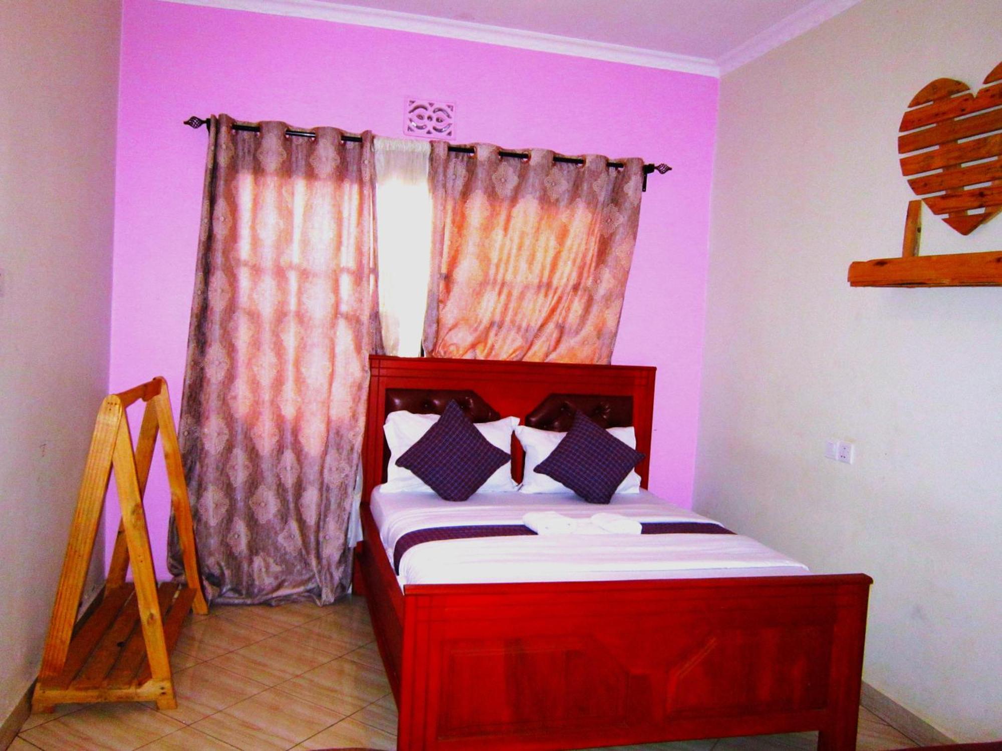 Bed and Breakfast Safari Park House Аруша Экстерьер фото